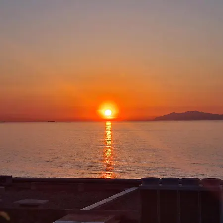 Corse - Bord De Mer, Neuf Avec Piscine Chauffee * Linguizzetta