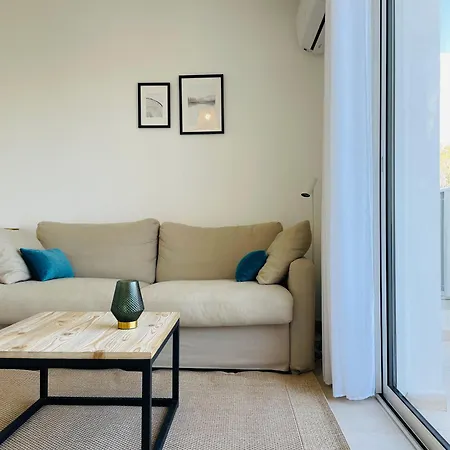 Corse - Bord De Mer, Neuf Avec Piscine Chauffee