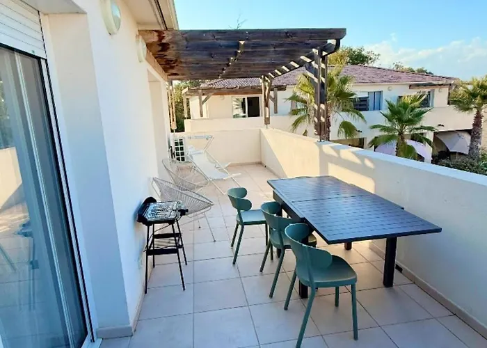 Corse, 3 Chambres, Confort, Accès Direct Appartement