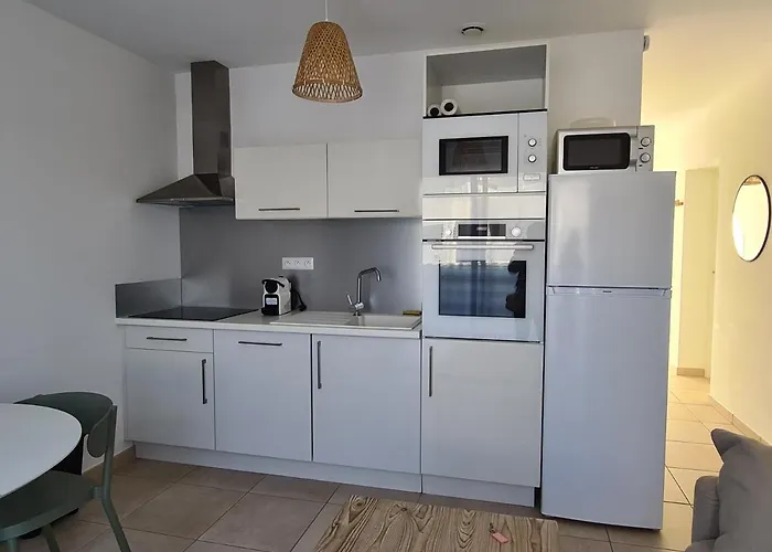 Appartement Corse, 3 Chambres, Confort, Accès Direct *